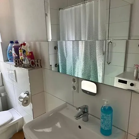 Bahnhofsnahe Personalunterkunft In 3 *