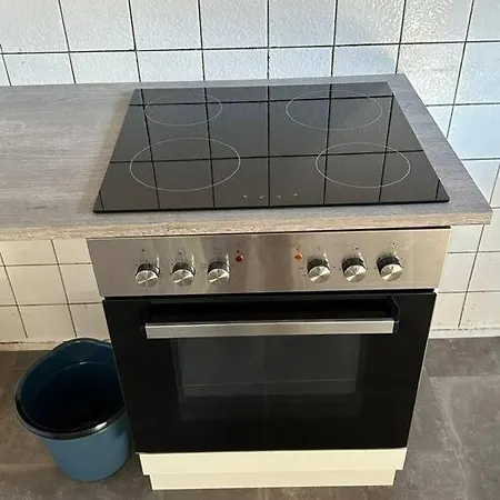 Bahnhofsnahe Personalunterkunft In 3
